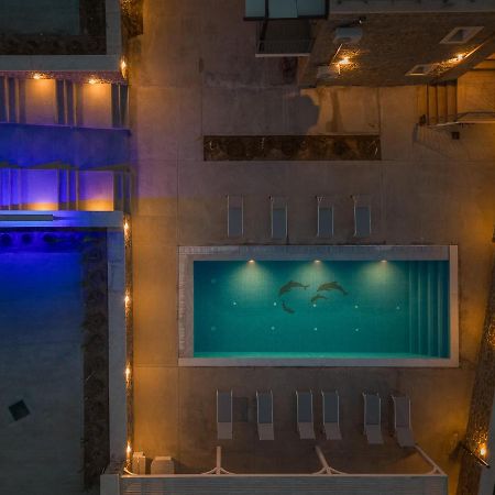 Lithos Suites 피니코운타 외부 사진